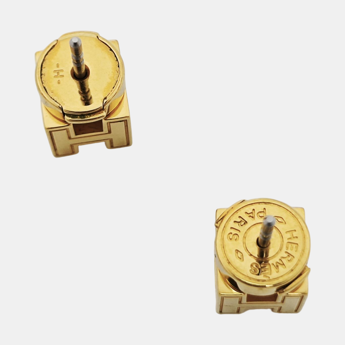 Pop H Metal Gold Stud Earrings