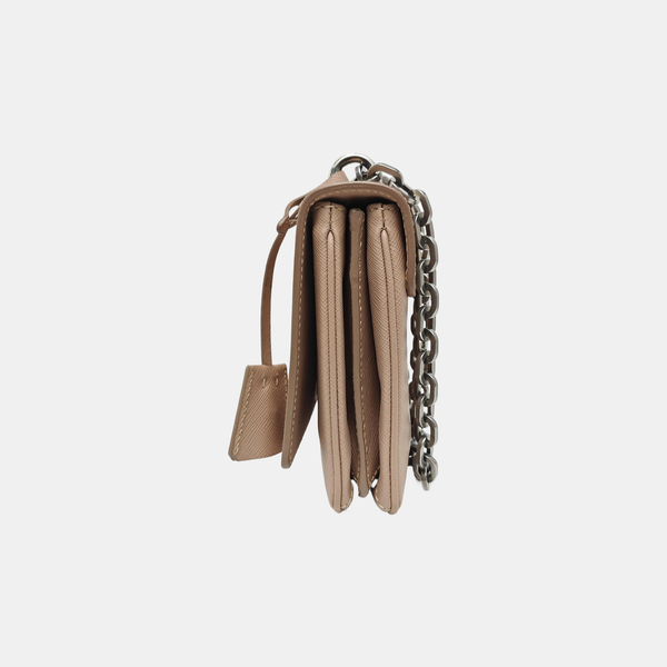 Closure Saffiano Calfskin Pink