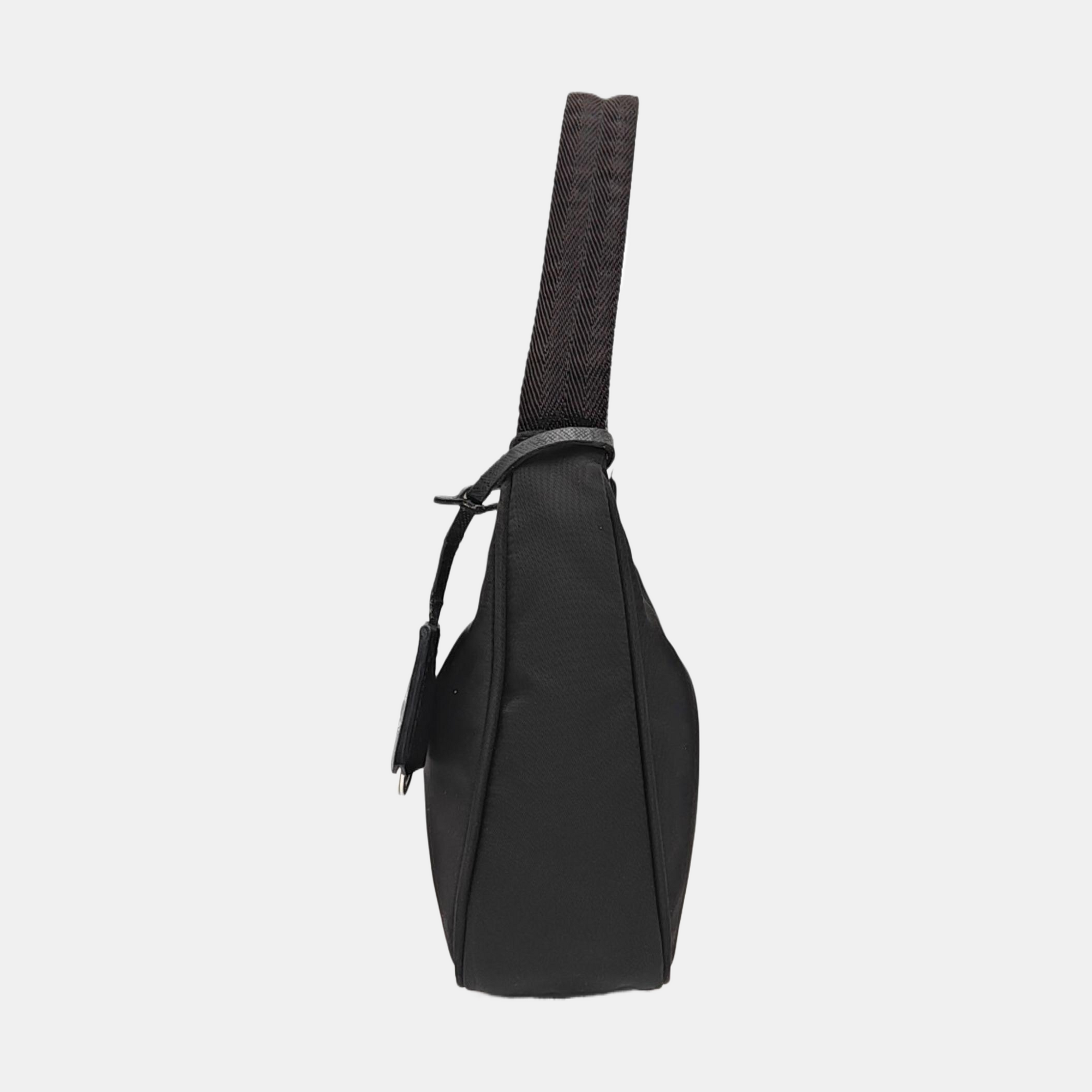 Re-Edition2000 Mini Nylon Black