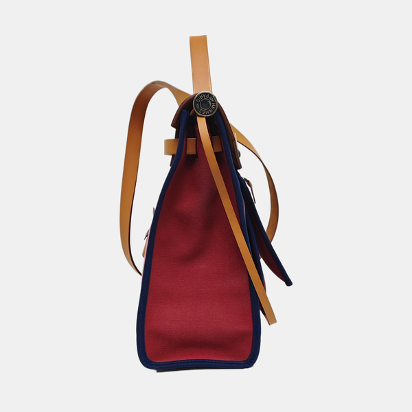Authenticated pre-owned  Herbag 31 Canvas Red - Shoulder Bag at Looply
