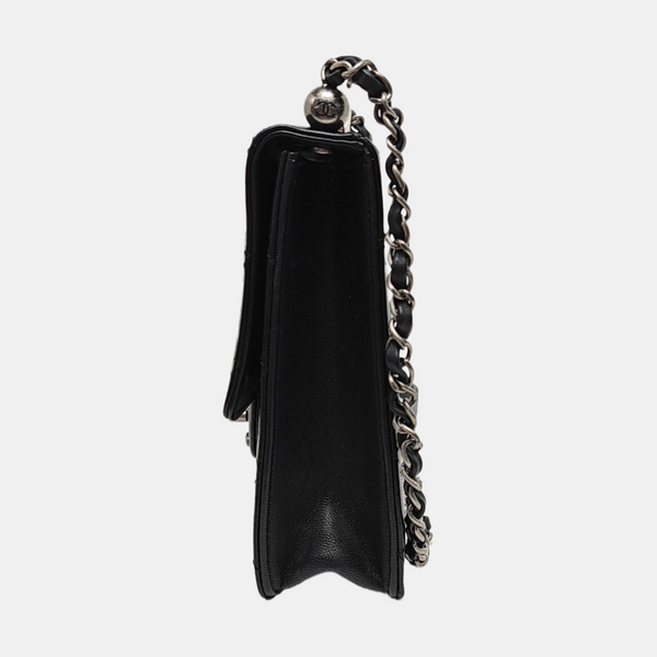 CLASSIC VERTICAL PEARL Quilted Lambskin Black