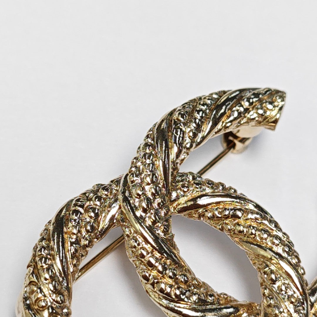 Metal Gold Brooch