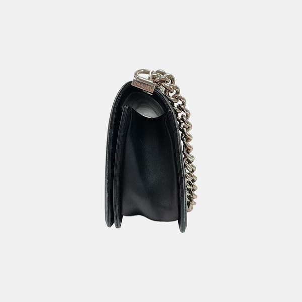BOY CHANEL Chevron Wool Black