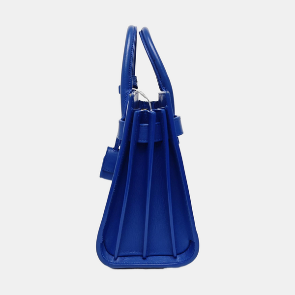 SAC DE JOUR Nano Calfskin Blue