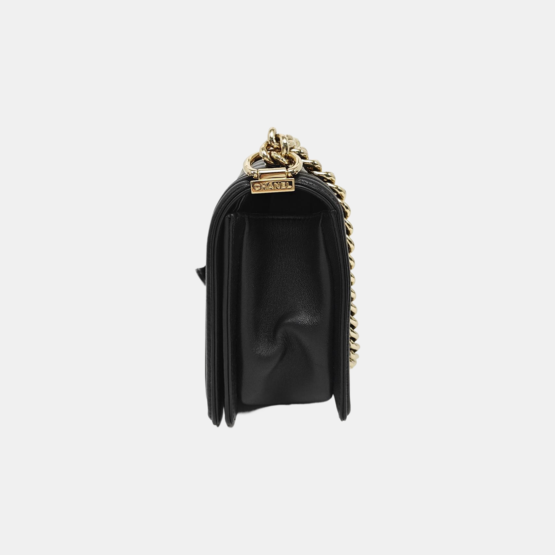 BOY CHANEL Medium Quilted Lambskin Black