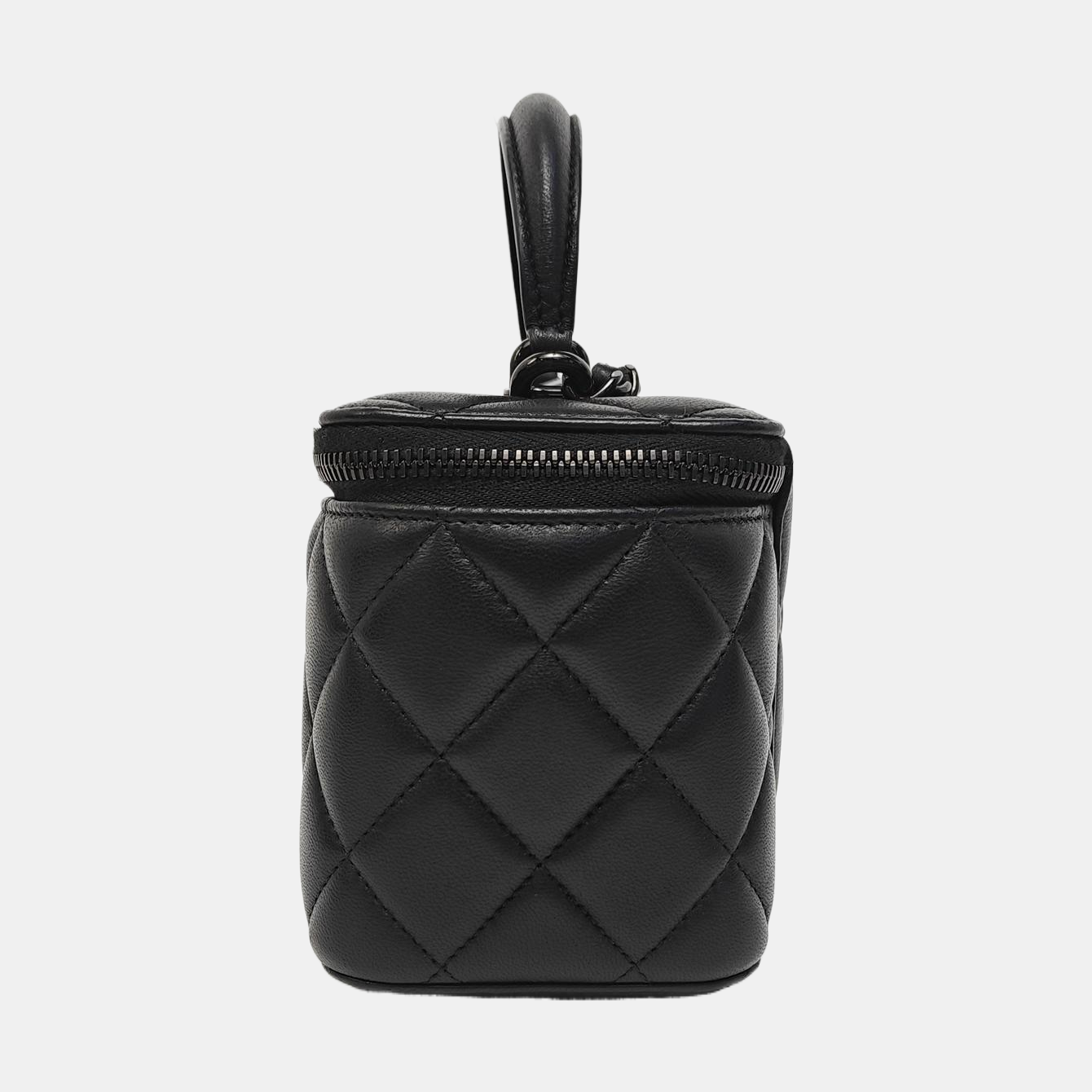 VINTAGE COSMETIC BAGS Quilted Lambskin Black