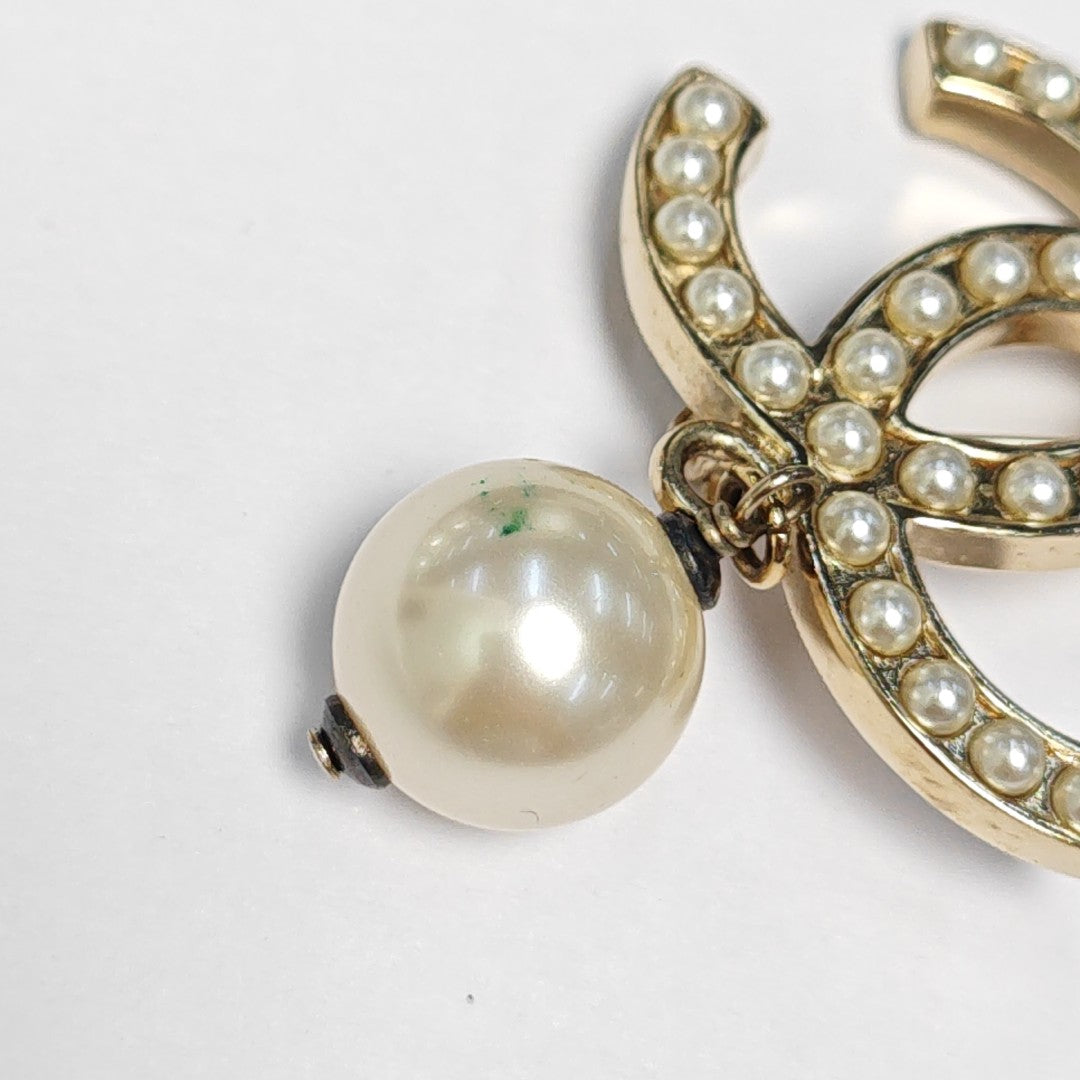 Metal Gold Brooch
