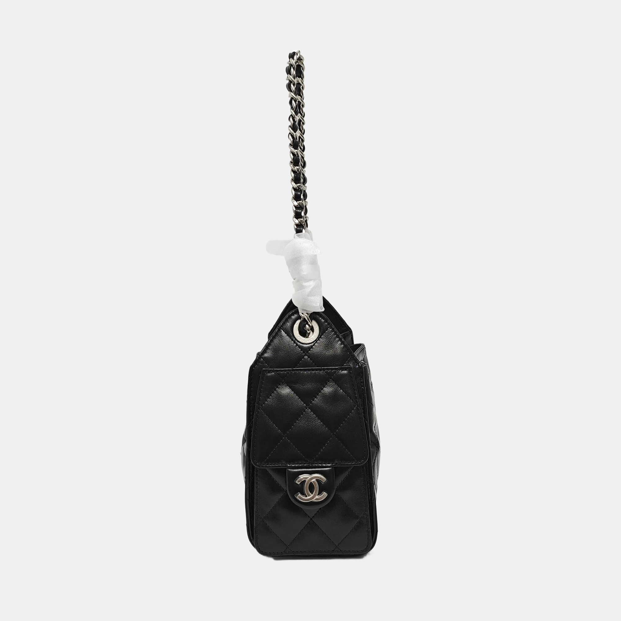 CHANEL 25 Quilted Calfskin Black