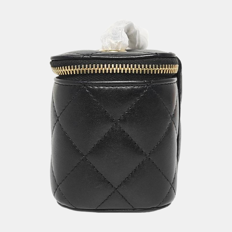 VANITY CASE Mini Quilted Lambskin Black