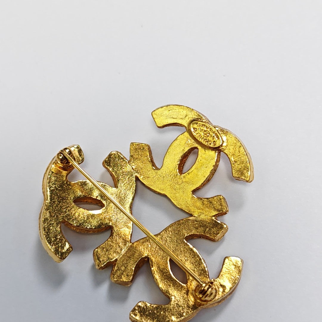 Metal Gold Brooch