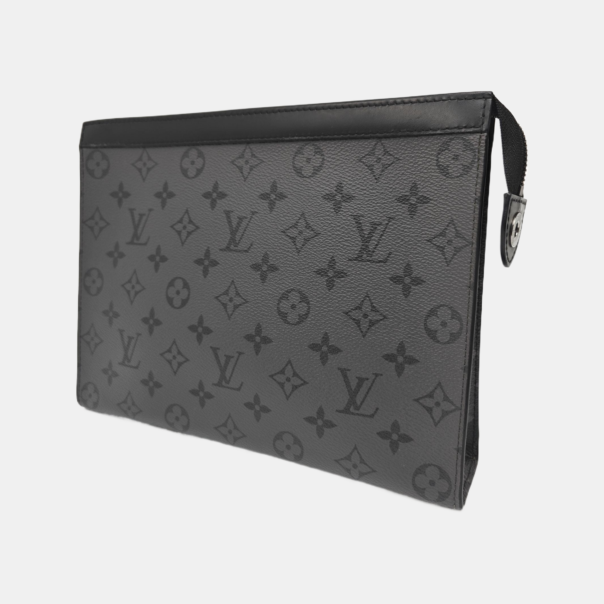 Pochette Voyag MM Monogram Coated Canvas Gray
