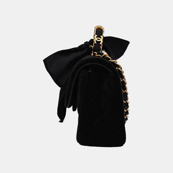 CLASSIC FLAP Mini Quilted Velvet Black