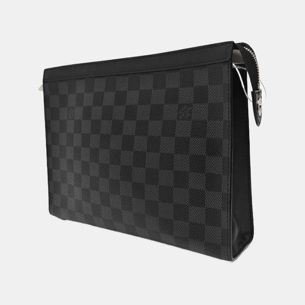 Pochette Voyag MM Damier Graphite Coated Canvas Gray