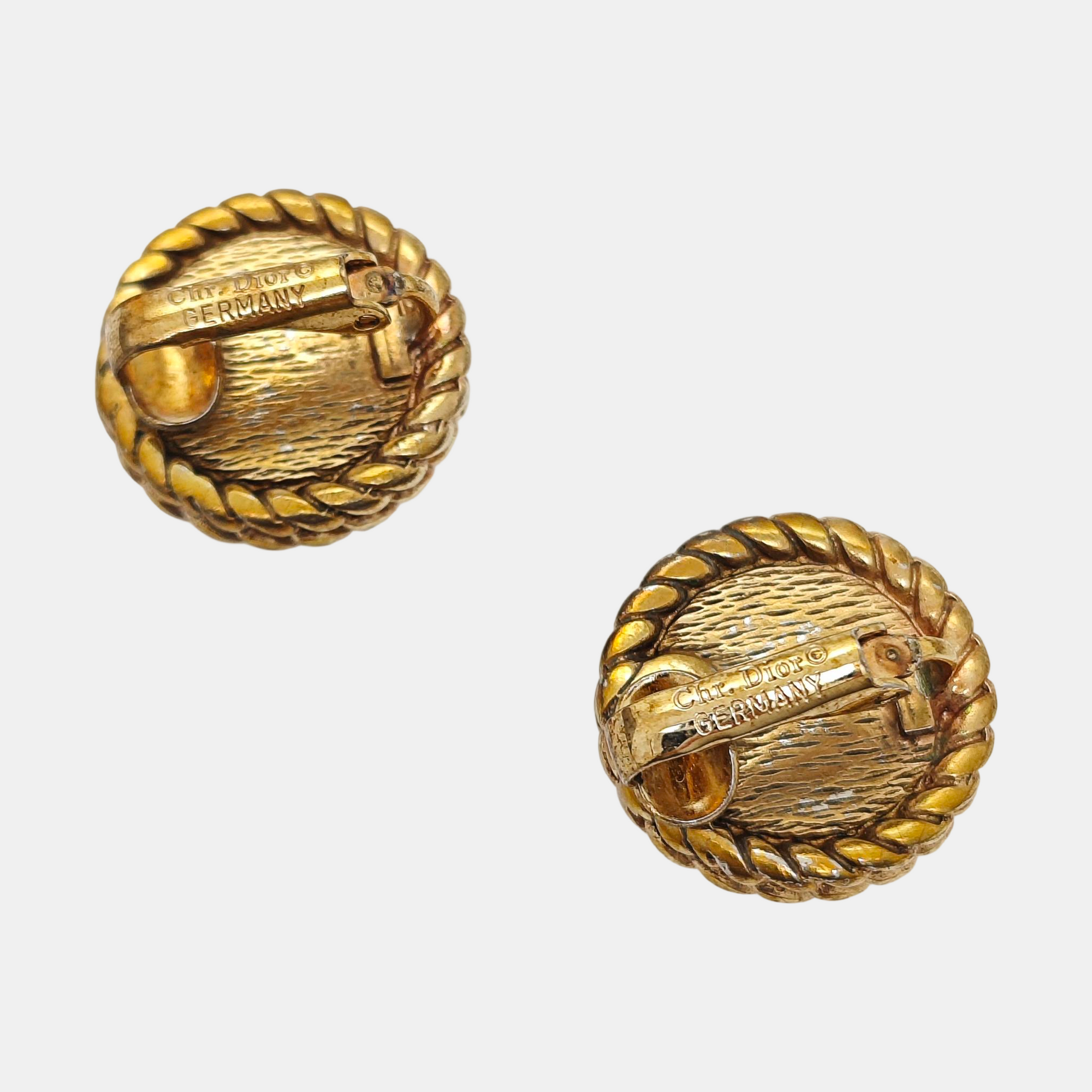 Twist Round Metal Gold Clip On Earrings