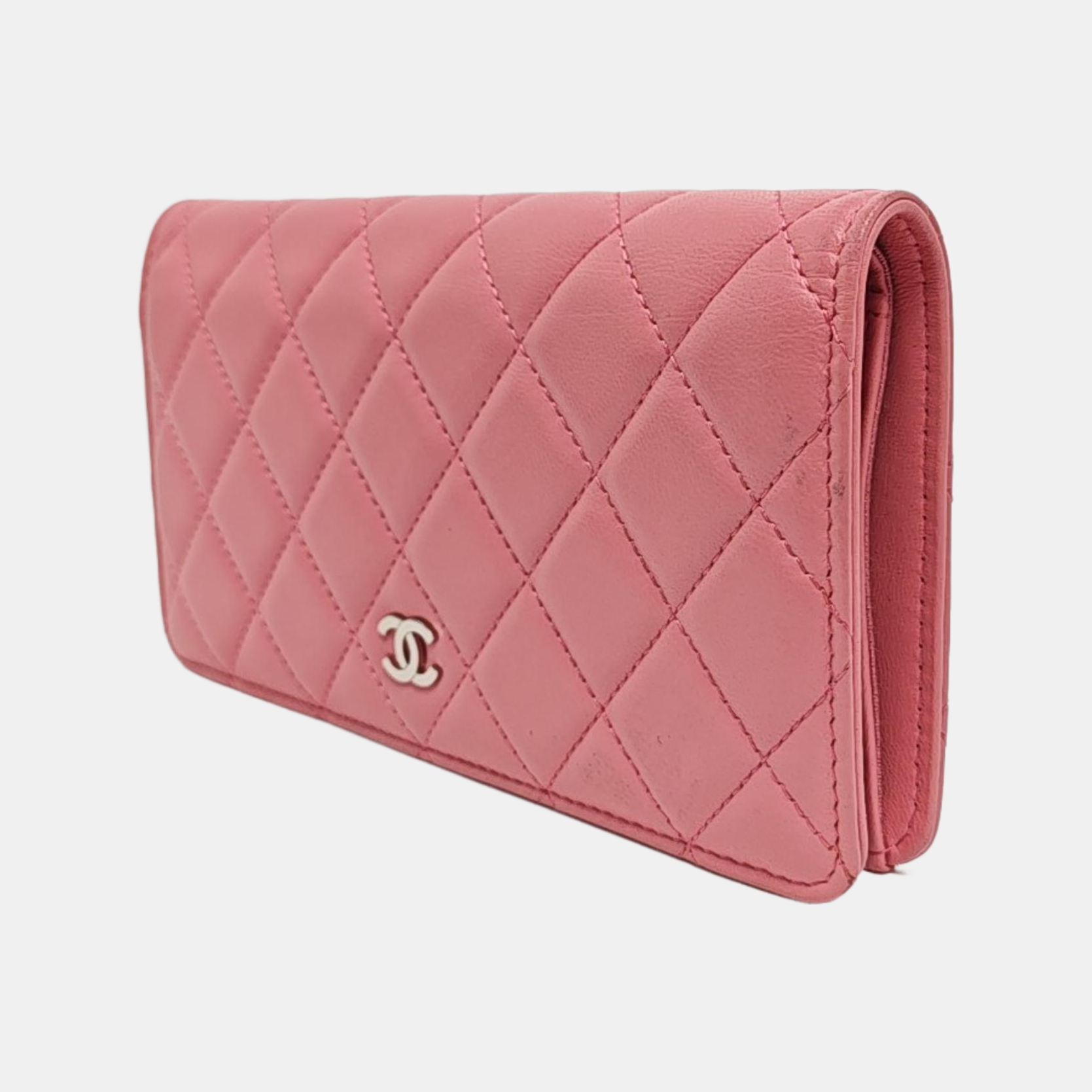 Quilted Lambskin Wallet Pink