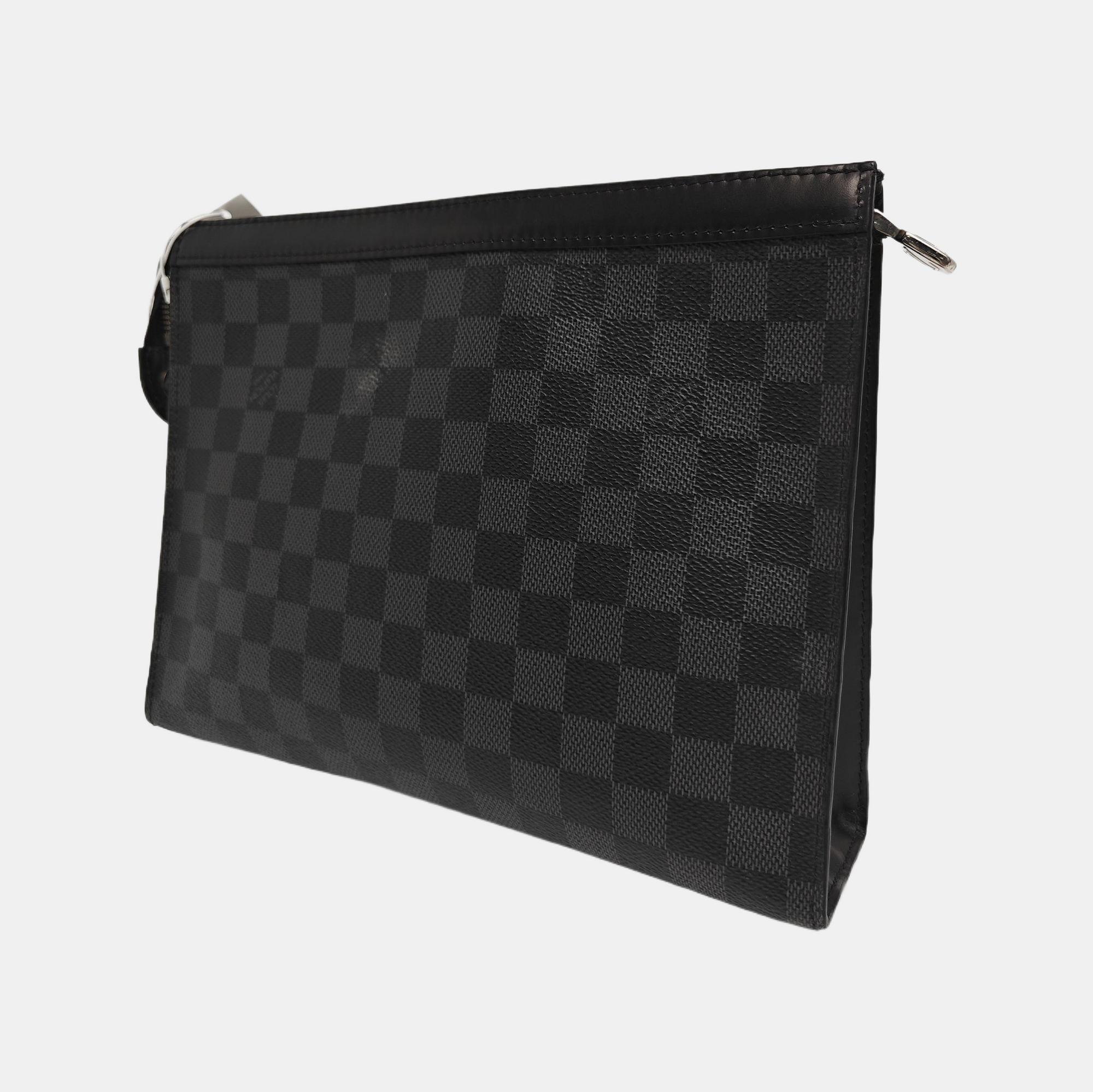 Pochette Voyag MM Damier Graphite Coated Canvas Gray