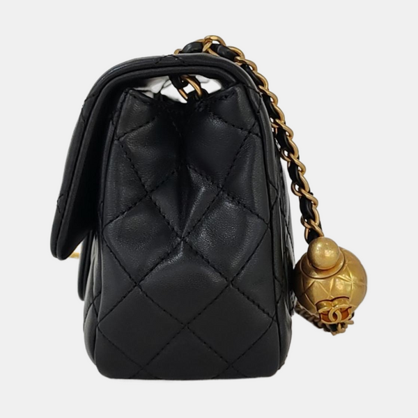 CLASSIC FLAP Mini Quilted Lambskin Black