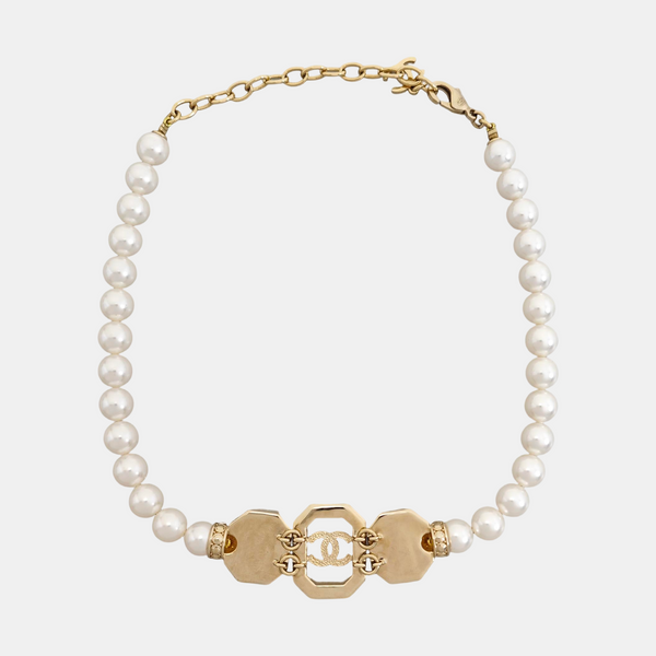 Collar blanco de perlas de imitación