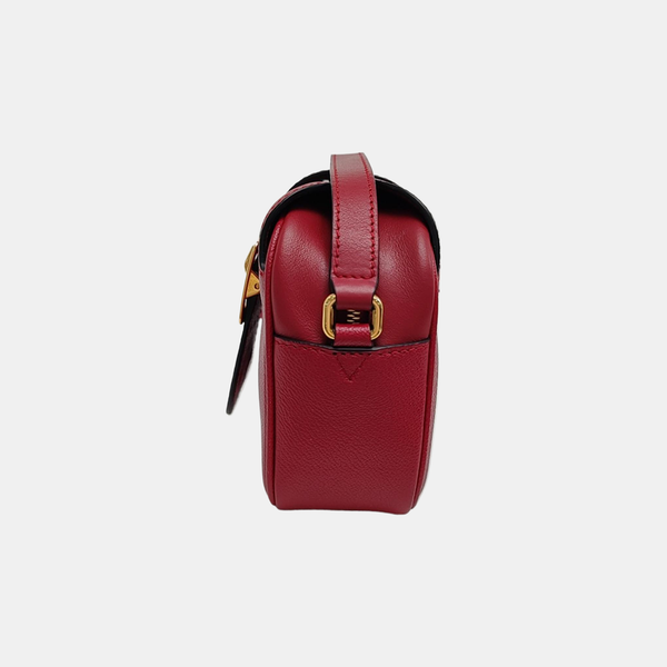 Buckle Calfskin Red