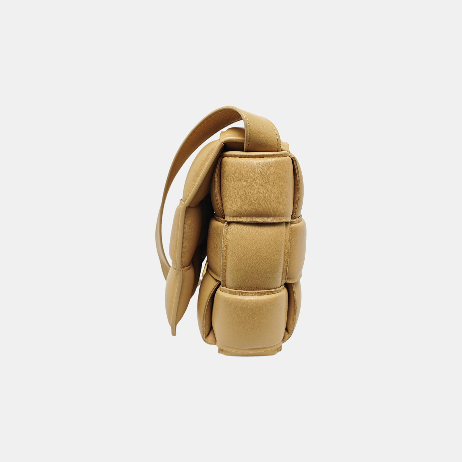 Cassette Medium Lambskin Beige
