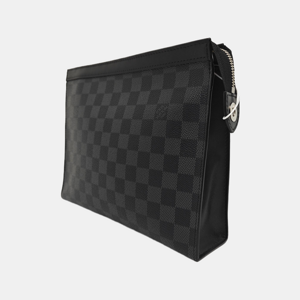 Pochette Voyag MM Damier Graphite Coated Canvas Gray