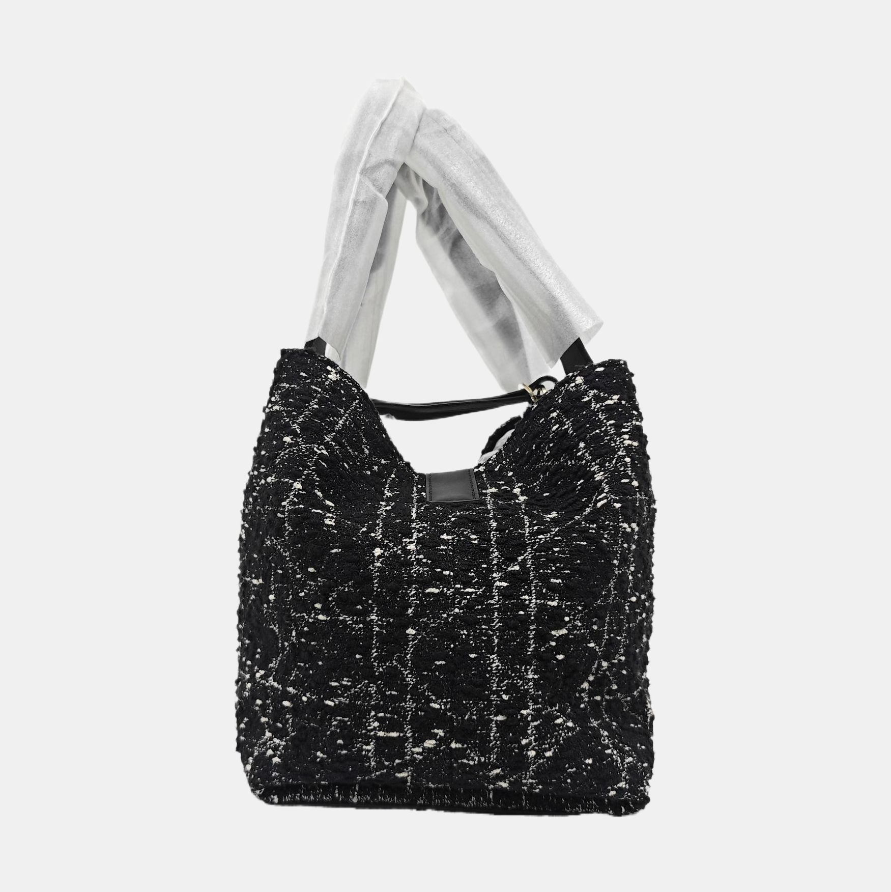 Toujours Medium Cannage Fabric Black