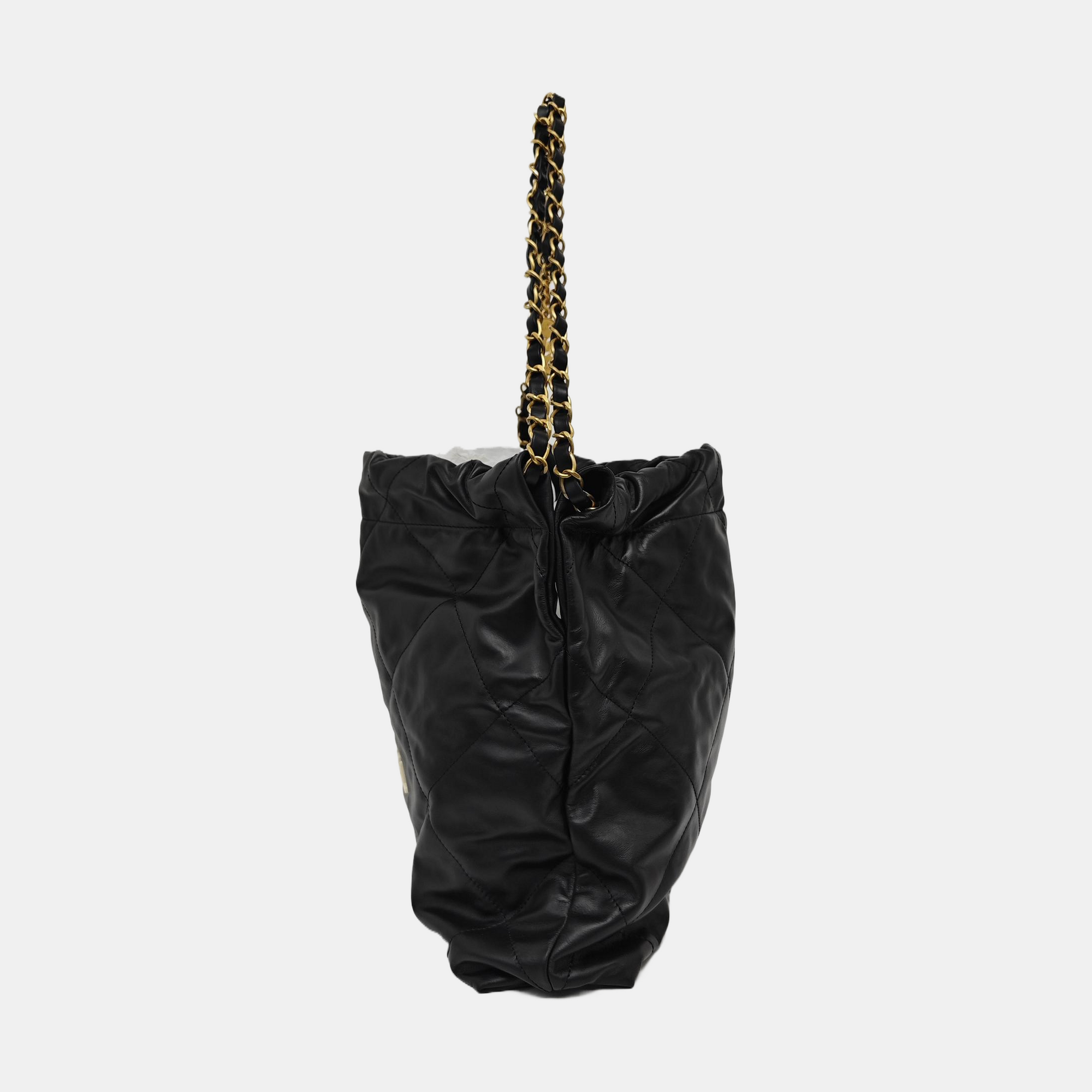 CHANEL 22 Small Quilted Calfskin Black