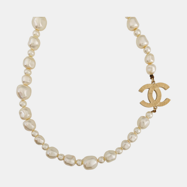 Metal White Necklace