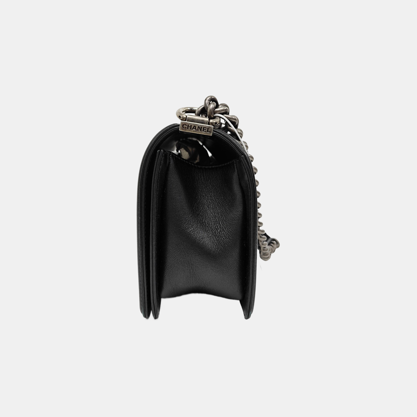 BOY CHANEL Medium Quilted Calfskin Black