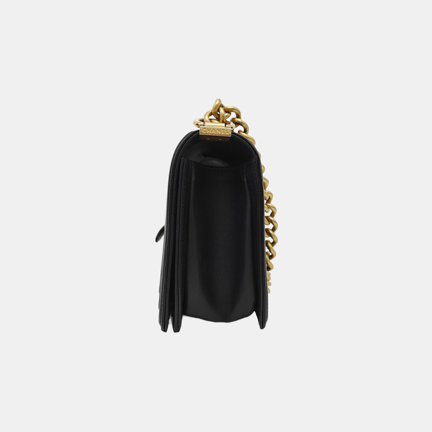 BOY CHANEL Medium Quilted Calfskin Black