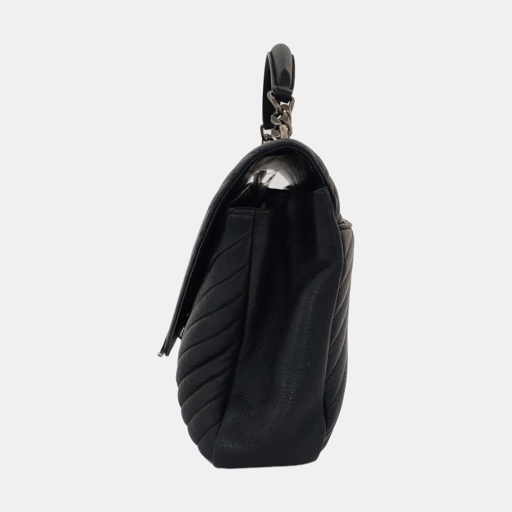 COLLEGE Large Chevron, Quilted Lambskin Black