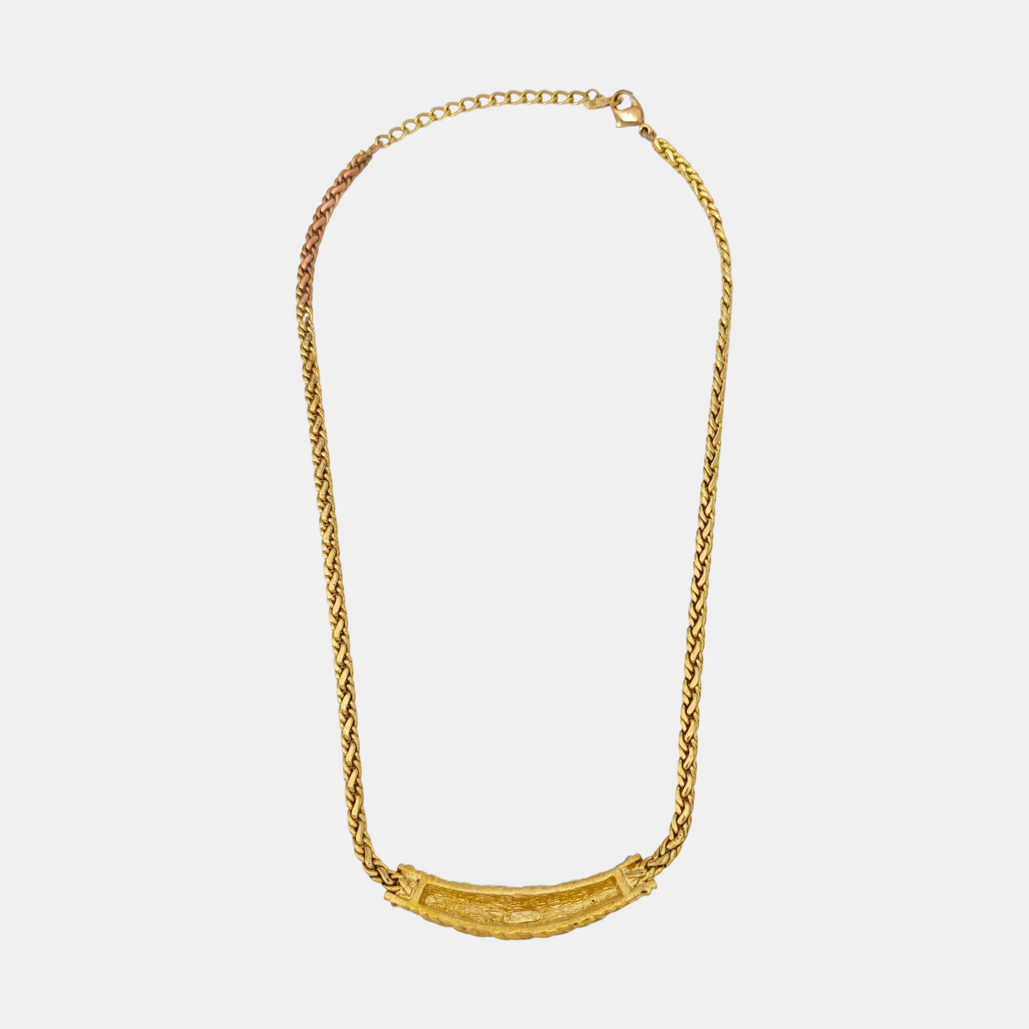 Twist Round Metal Gold Necklace