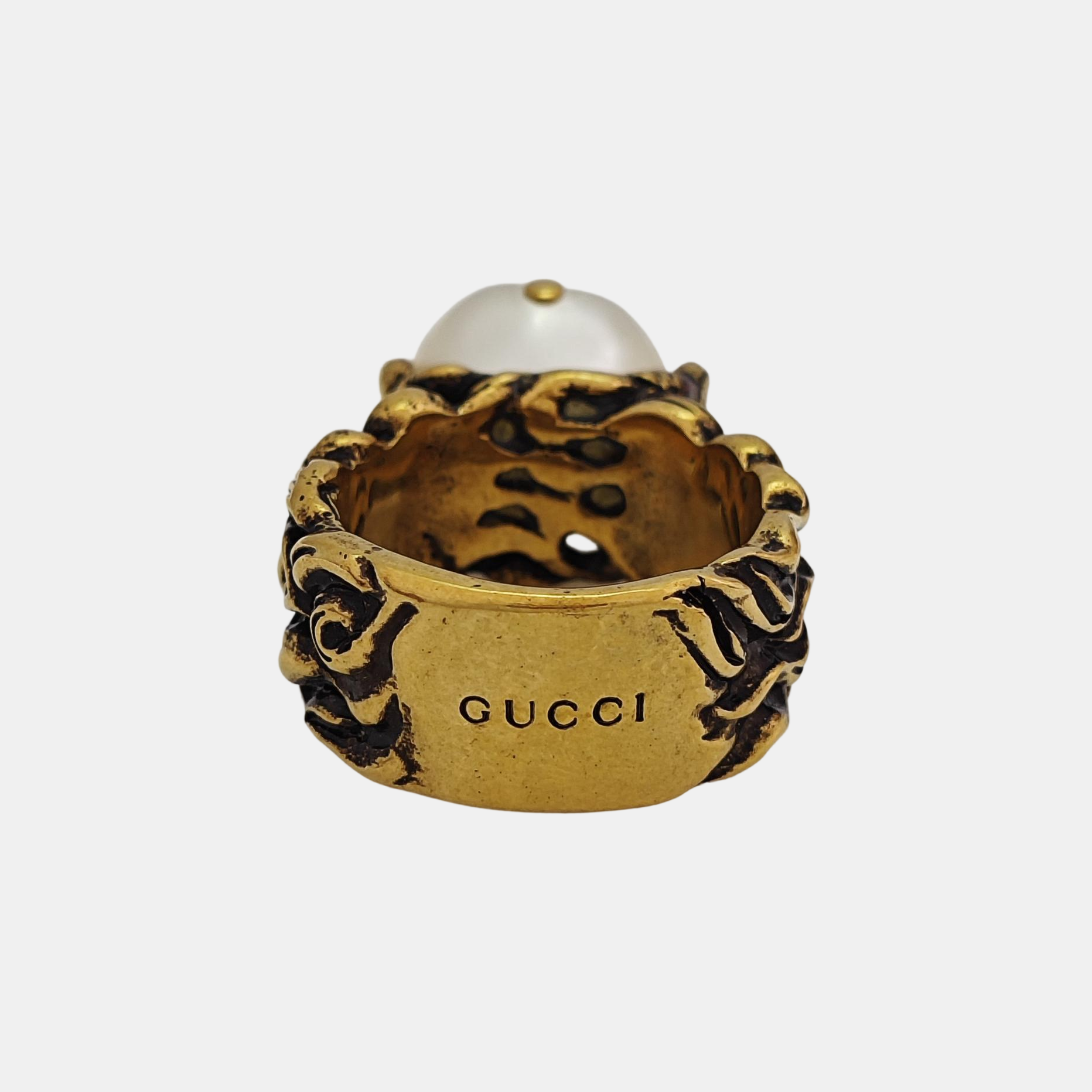 Metal Gold Ring HK 19