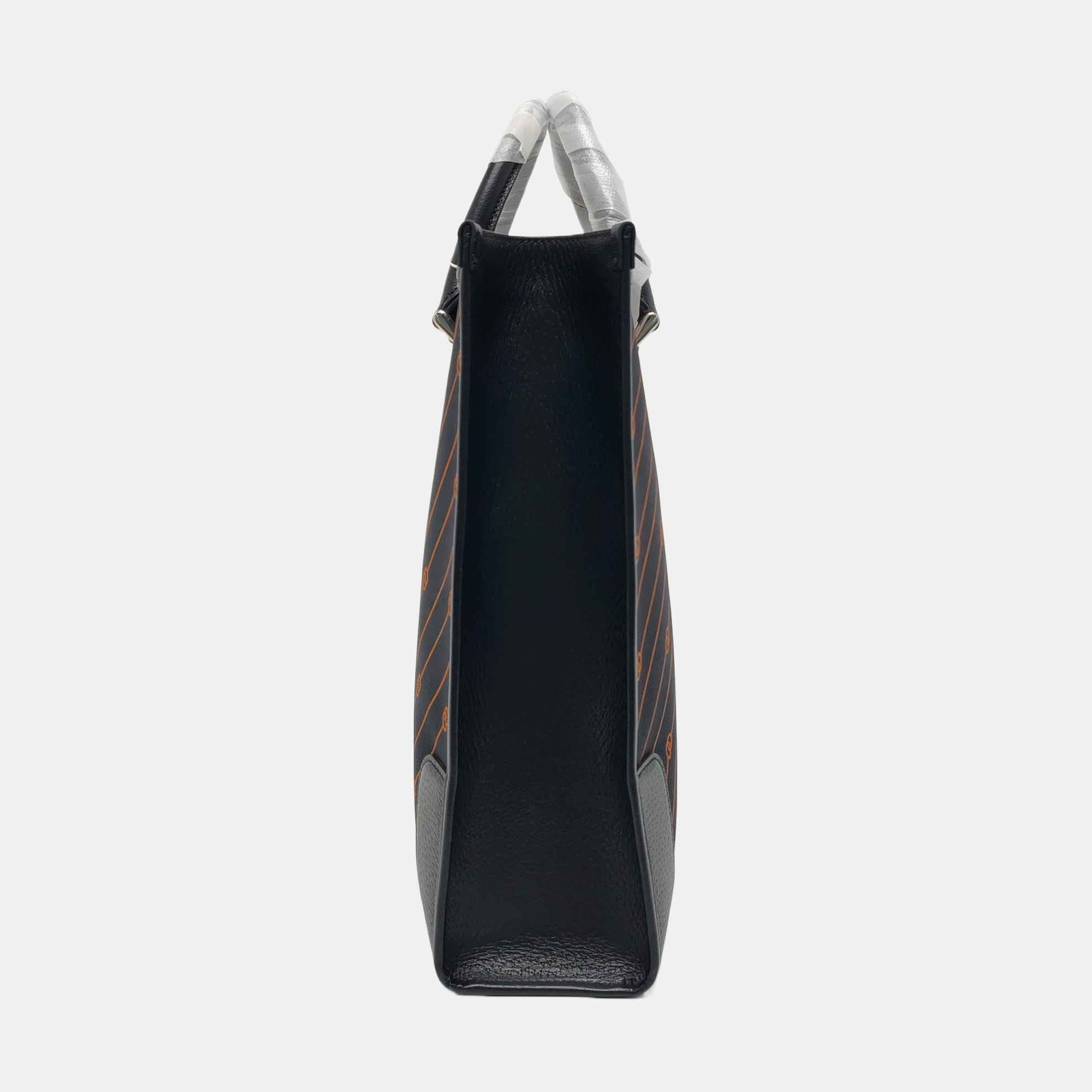 Canvas Black