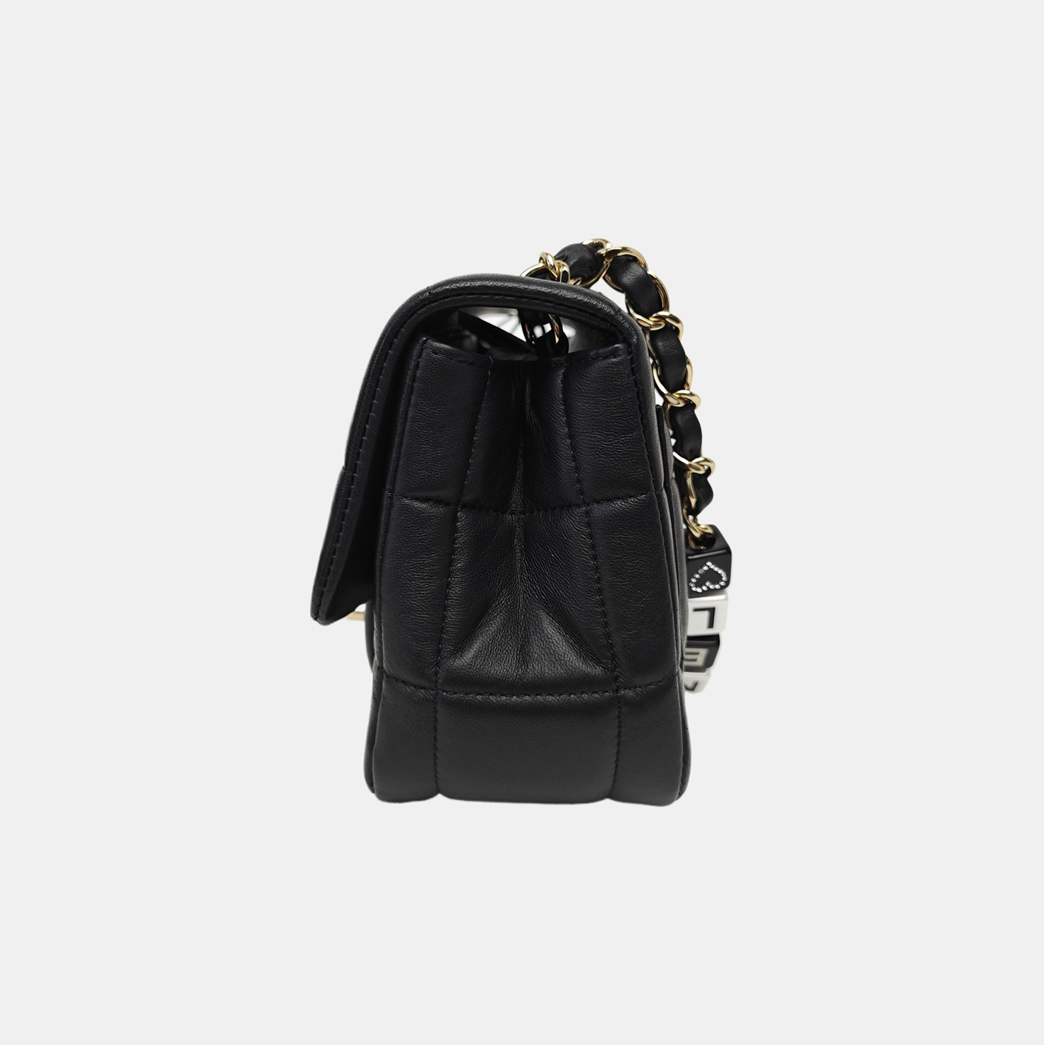 CLASSIC FLAP Mini Quilted Lambskin Black