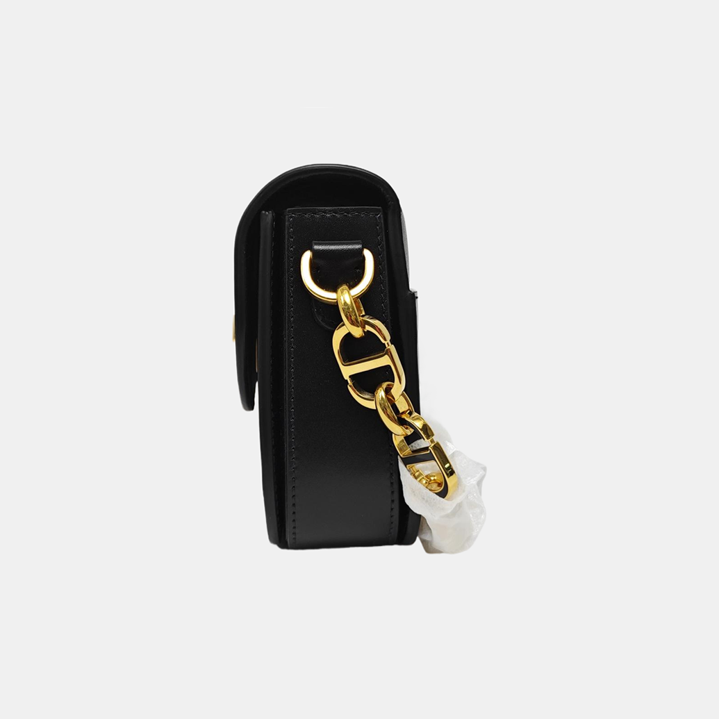 Bobby Medium Calfskin Black