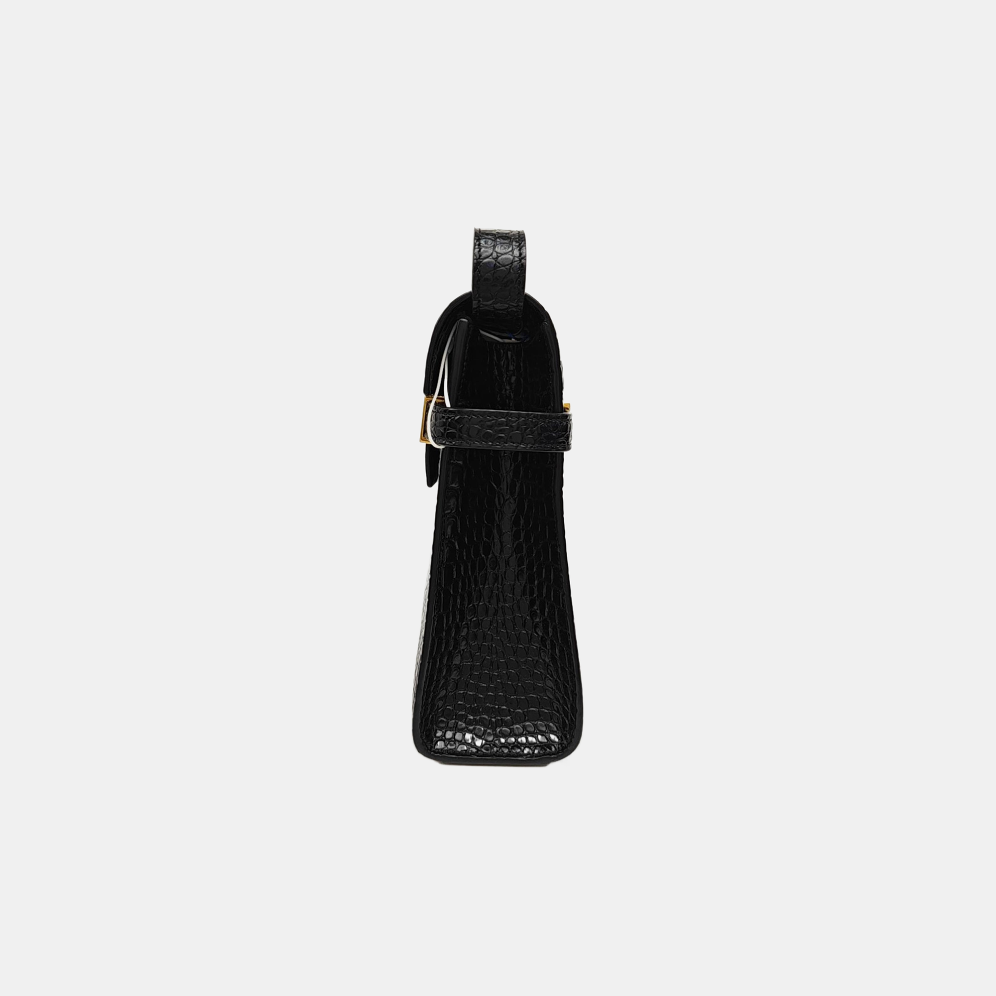 MANHATTAN Medium Calfskin Black