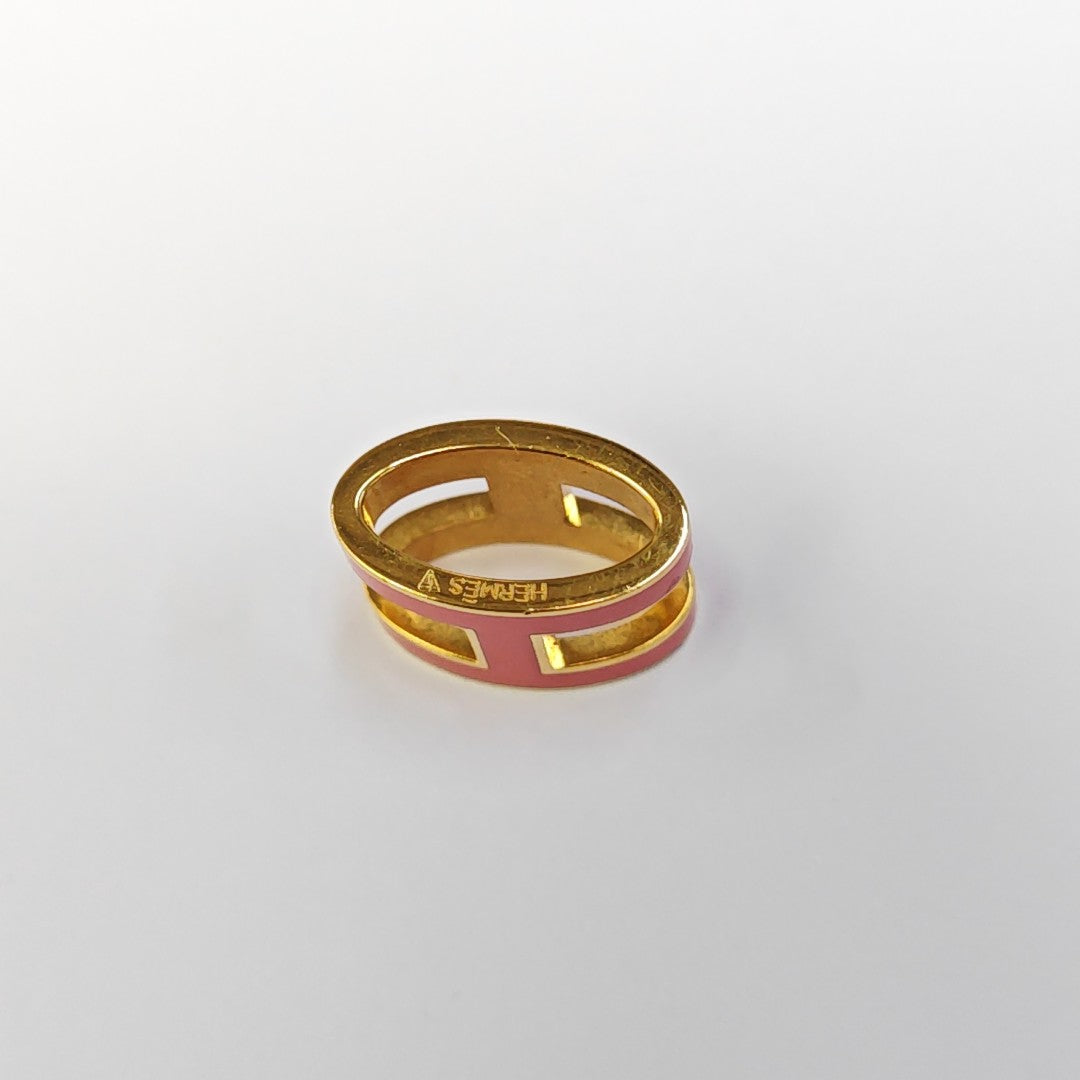 Pop H Metal Gold Pendant