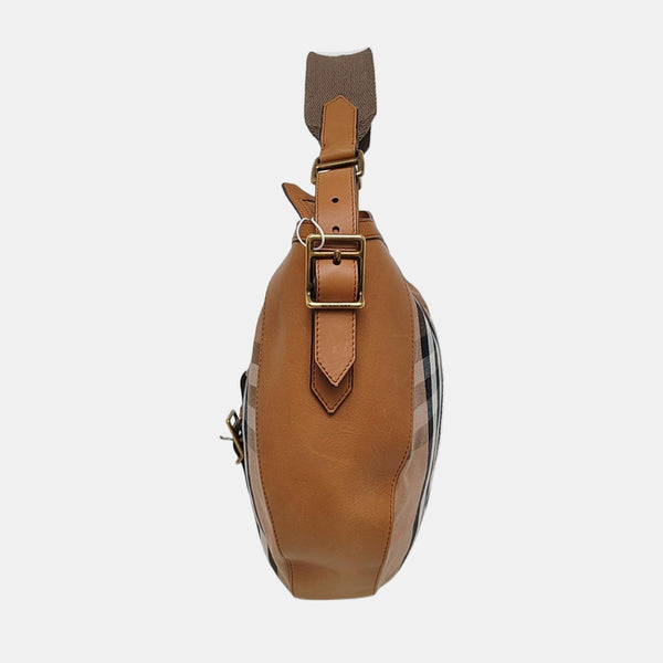 Canvas Brown