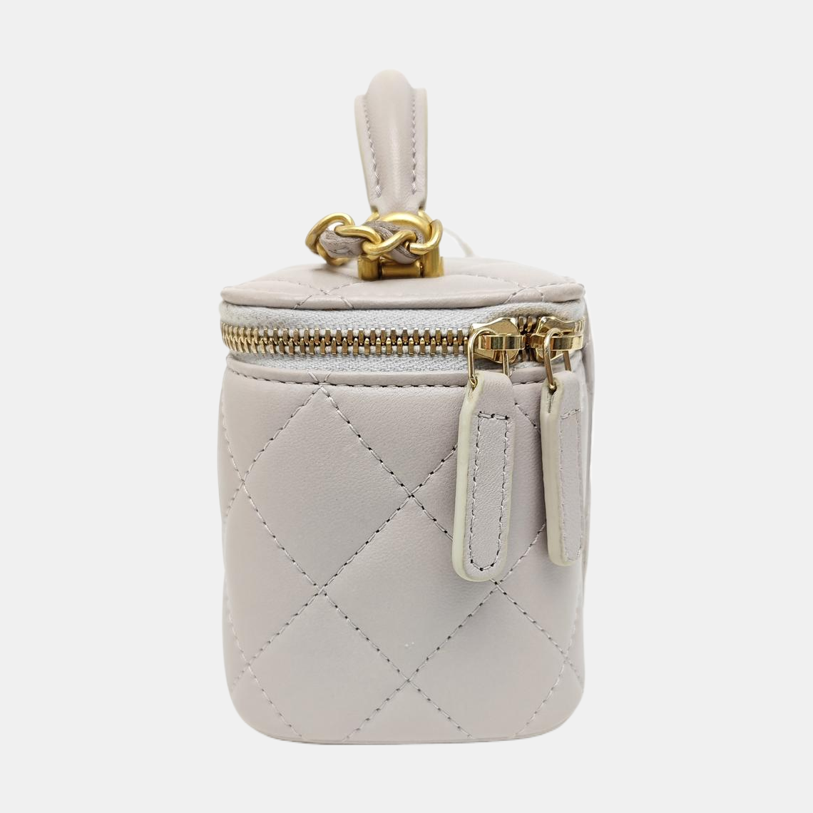 VANITY CASE Mini Quilted Lambskin Gray