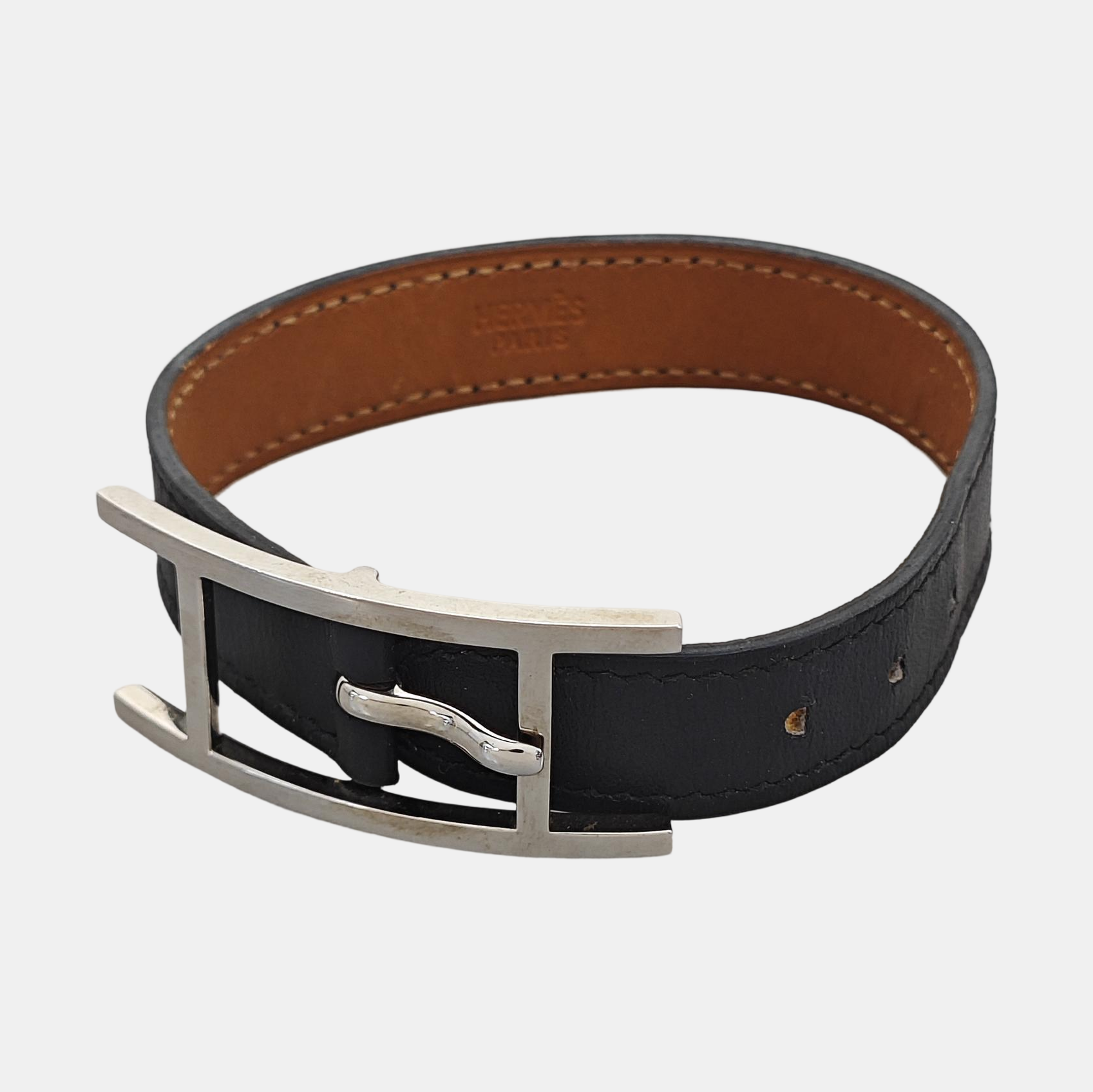 Behapi Leather Black Bangle