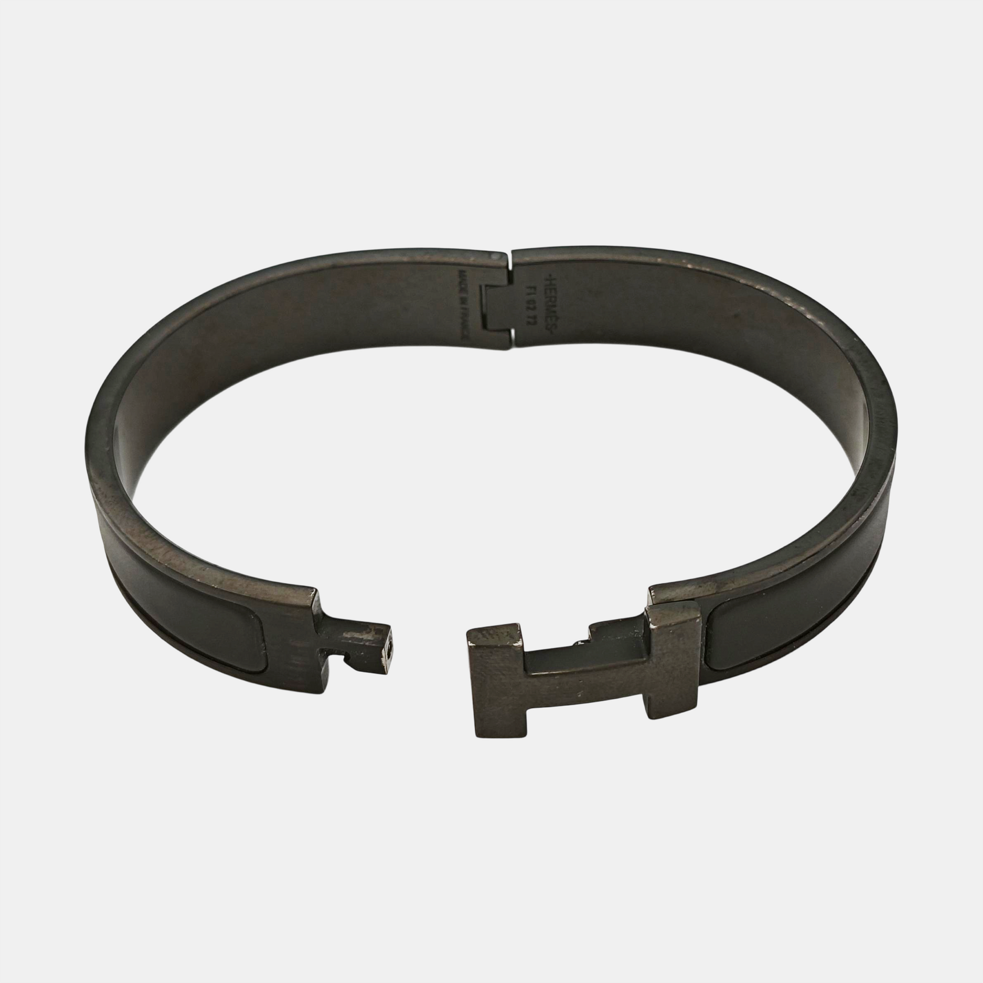 Clic Hh Metal Black Bangle