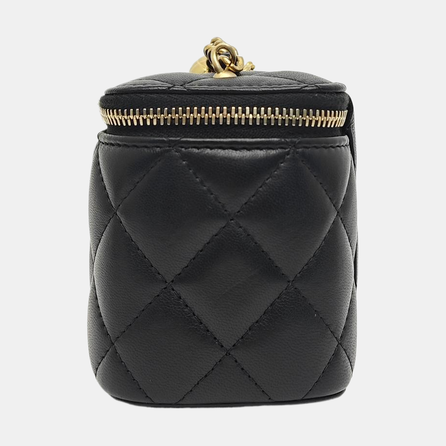 VANITY CASE Mini Quilted Lambskin Black