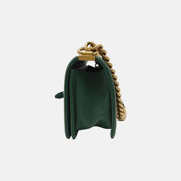 Authenticated pre-owned  BOY CHANEL Small Quilted Grained Calfskin Green - Shoulder Bag at Looply