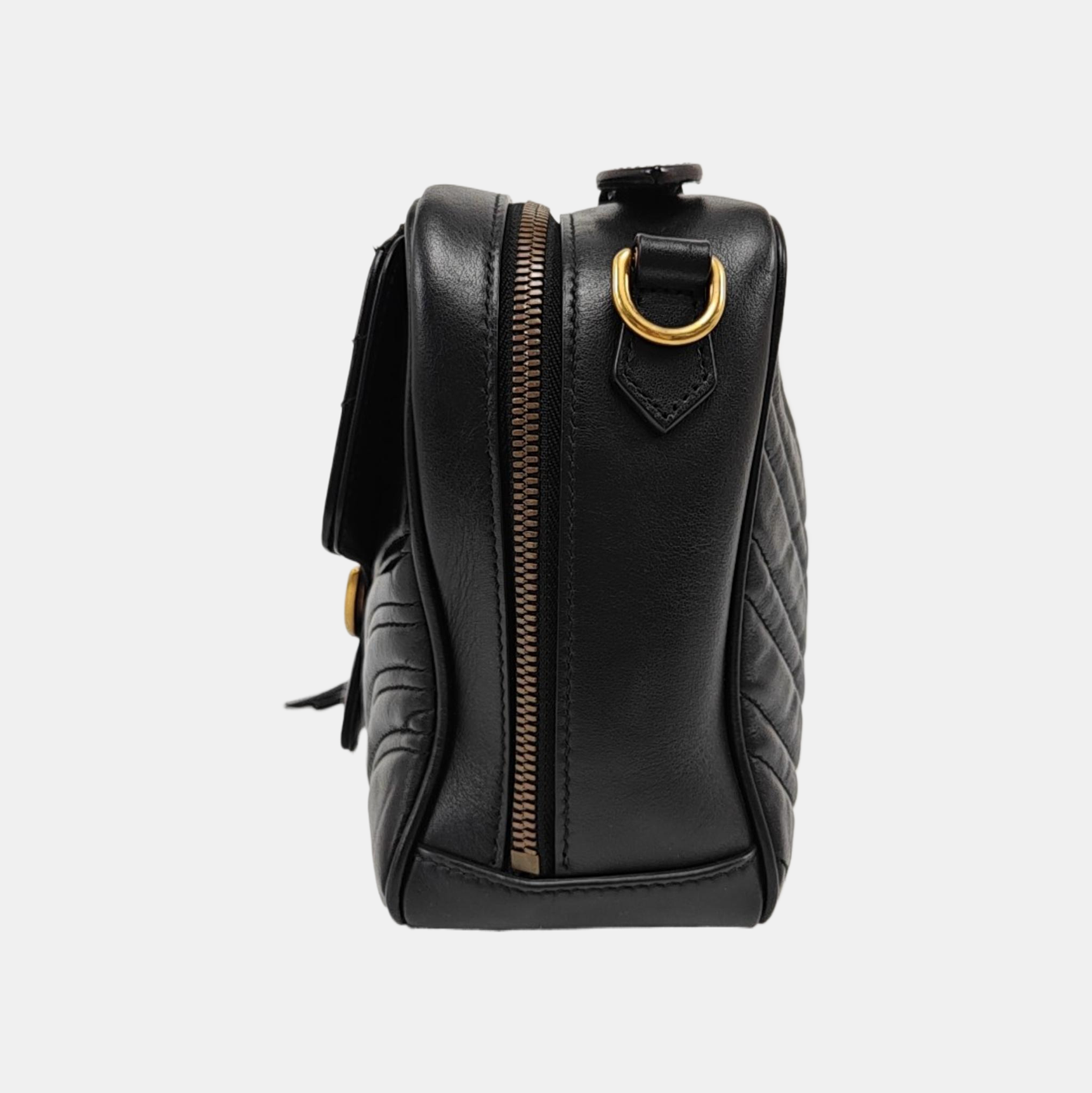 Authenticated pre-owned  GG Marmont Quilted Calfskin Black - Shoulder Bag at Looply