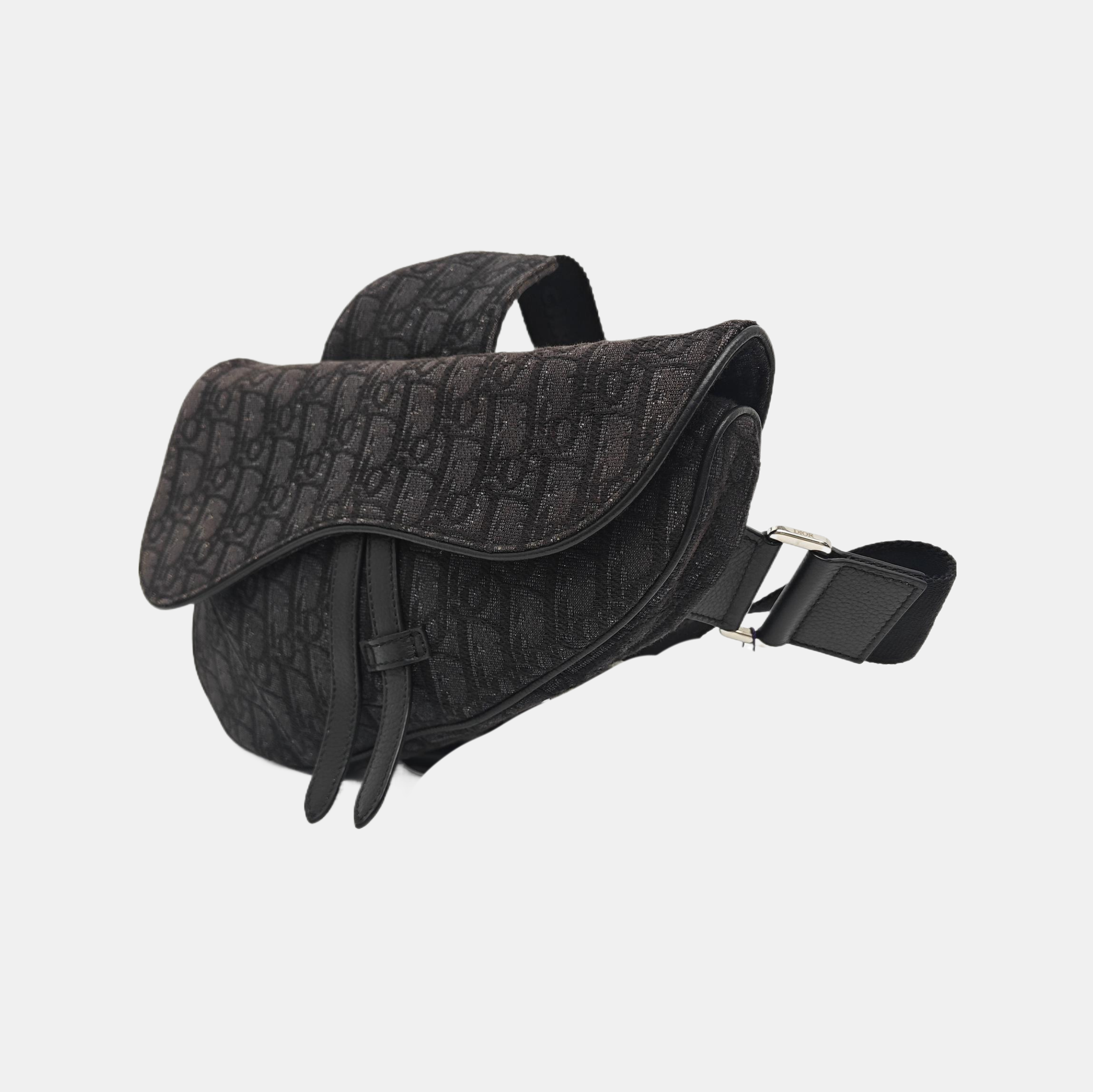 Saddle Medium Oblique Canvas Black