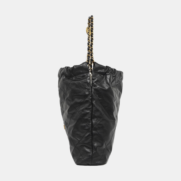 CHANEL 22 Medium Quilted Calfskin Black