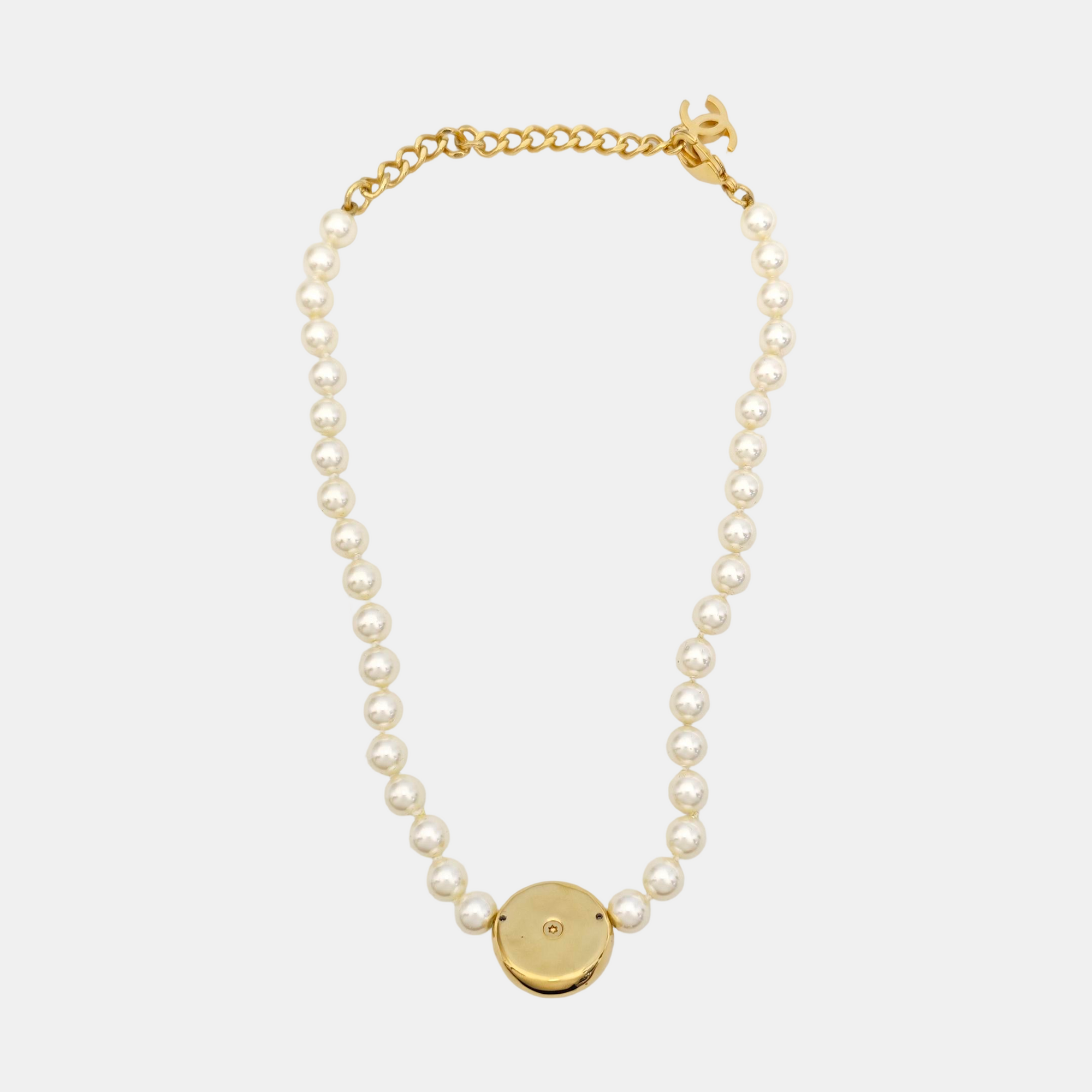 Faux Pearl White Necklace