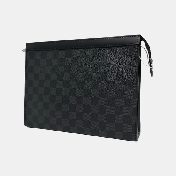 Pochette Voyag MM Damier Graphite Coated Canvas Gray