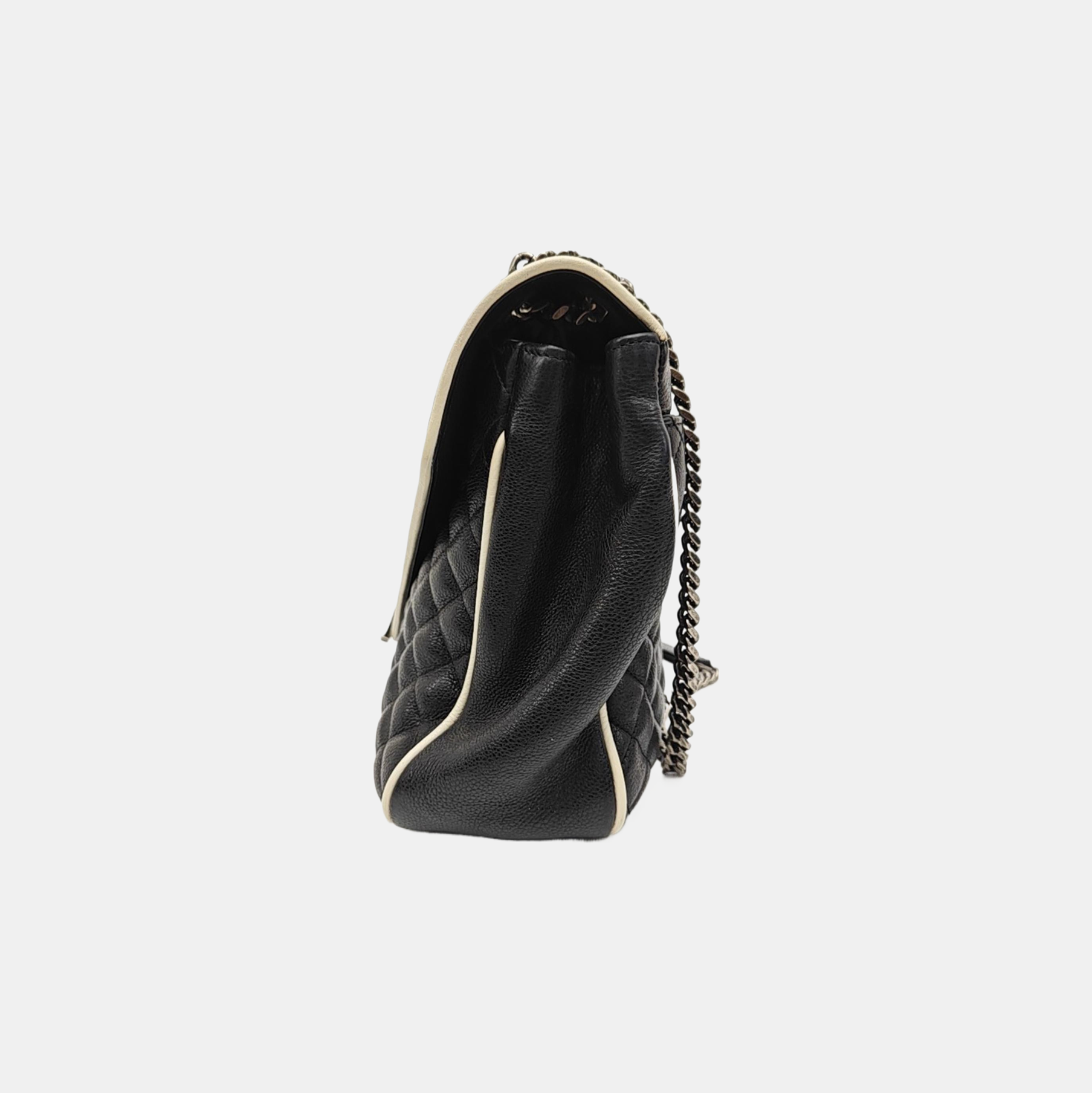 COLLEGE Large Chevron Calfskin Black